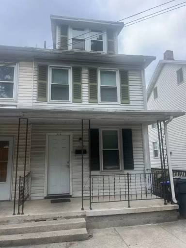 Main picture of 316 N 2nd St