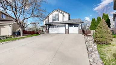 Main picture of 6353 Sparrow Cir
