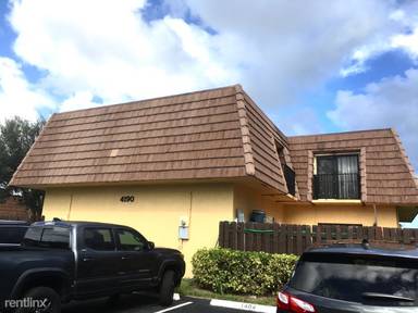 Main picture of 4190 Turnberry Cir