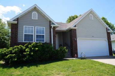 Main picture of 316 W Cherokee Path