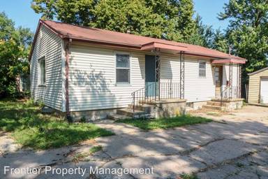 Main picture of 1800 Elaine Dr