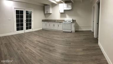 Main picture of 9656 Sandusky Ave