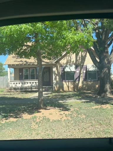 Main picture of 1101 Axtell St
