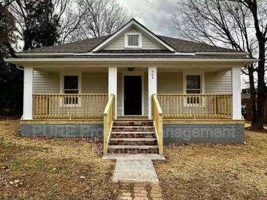 Main picture of 504 Westside Dr