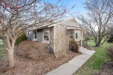 Main picture of 3422 Norwood St