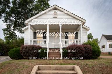 Main picture of 411 S Elbert St