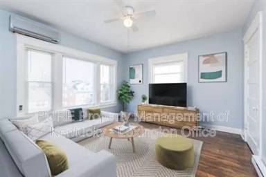Main picture of 262 Kalmia Ave