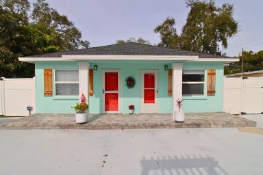 Main picture of 536 Roanoke St
