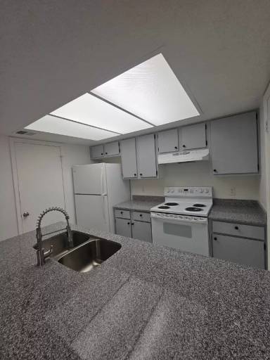 Main picture of 1618 N 32nd St