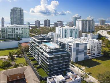Main picture of Cassa Brickell