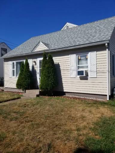 Main picture of 30 Batchelder Ave