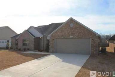 Main picture of 159 Harvick Cir