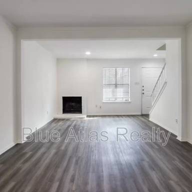 Main picture of 2718 Wimbledon Ct