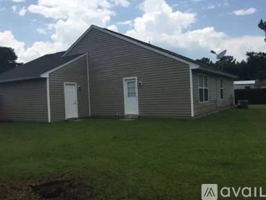 Main picture of 103 Berwick Lakes Blvd