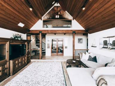 Main picture of 29275 Lee Ln