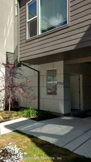 Main picture of 7752 S Rooftop Dr