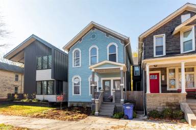 Main picture of 2231 Wabash St