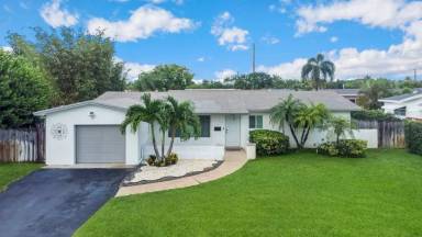 Main picture of 8541 NW 23rd St