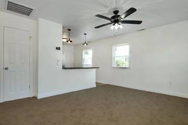 Main picture of 1914 Somerville Dr