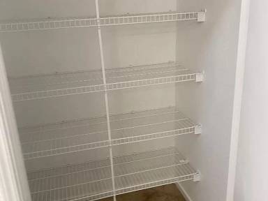 Main picture of 1769 W Columbia Way