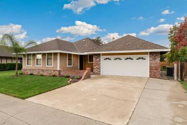 Main picture of 602 Fischer Ct