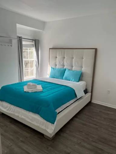 Main picture of 7755 Plantation Cir