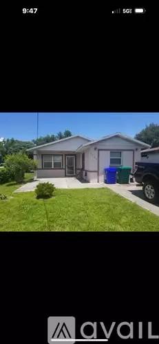 Main picture of 1763 Christopher St