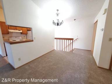 Main picture of 2336 Troy Ct