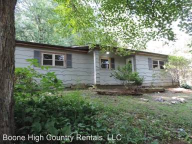 Main picture of 4213 NC Highway 105 S