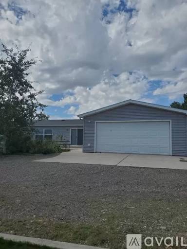 Main picture of 180 Lilac Ave