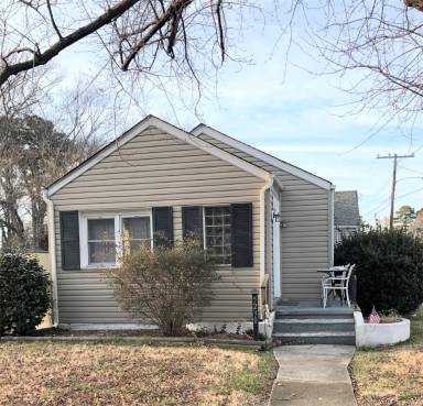 Main picture of 5222 Texas Ave