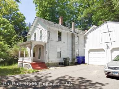 Main picture of 476 S Main St