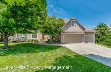 Main picture of 15400 E Windham Cir