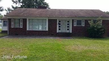 Main picture of 908 Todds Ln