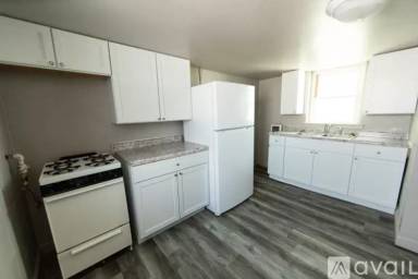 Main picture of 601 E 2nd Ave