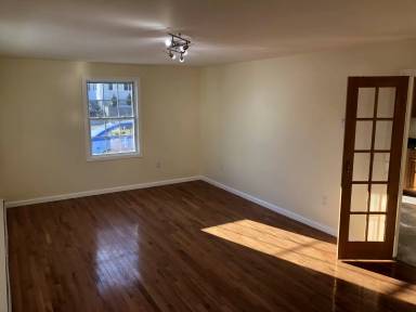 Main picture of 16 Sigourney St