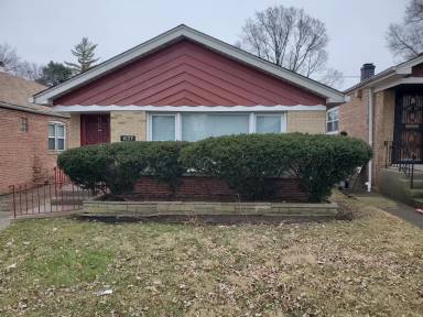 Main picture of 9137 S Luella Ave