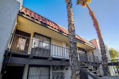 Main picture of 1440 Vegas Valley Dr