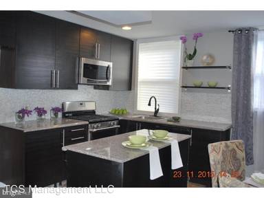 Main picture of 5403 Tackawanna St