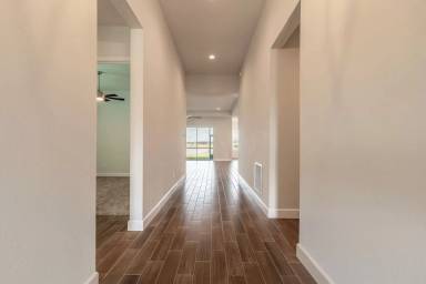 Main picture of 301 Aquamarine Way