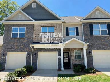 Main picture of 3007 Dressage Dr