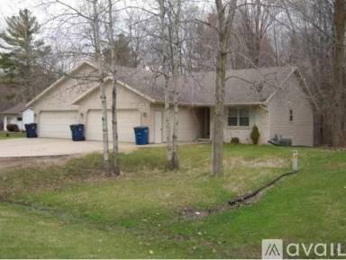 Main picture of 13501 Velp Ave