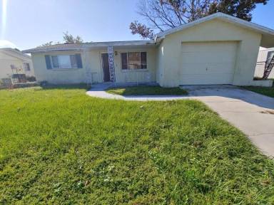 Main picture of 3034 Roxbury Dr