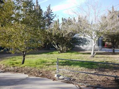 Main picture of 7676 Hemlock Ave