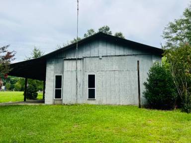Main picture of 42 Old Plank Rd