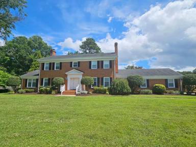 Main picture of 4113 N Witchduck Rd