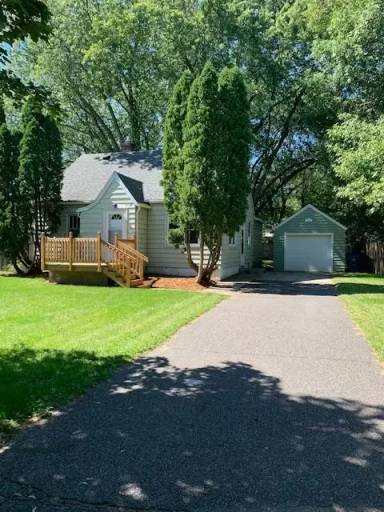 Main picture of 2107 Clearwater Rd