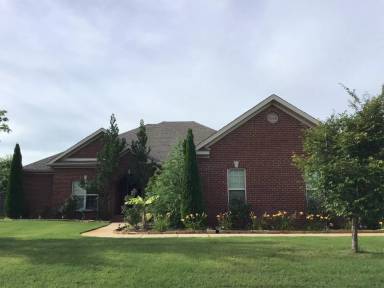 Main picture of 220 Coral Ct