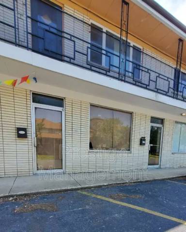 Main picture of 7101 Broadway