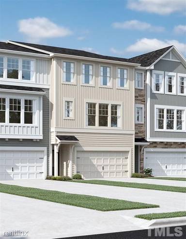 Main picture of 1019 Islip Pl